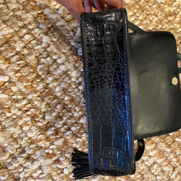 Authentic Brahmin classic crossbody purse - Picture 10 of 14